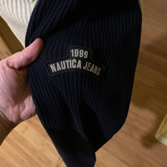 Men’s Nautica sweatshirt - Picture 3 of 5